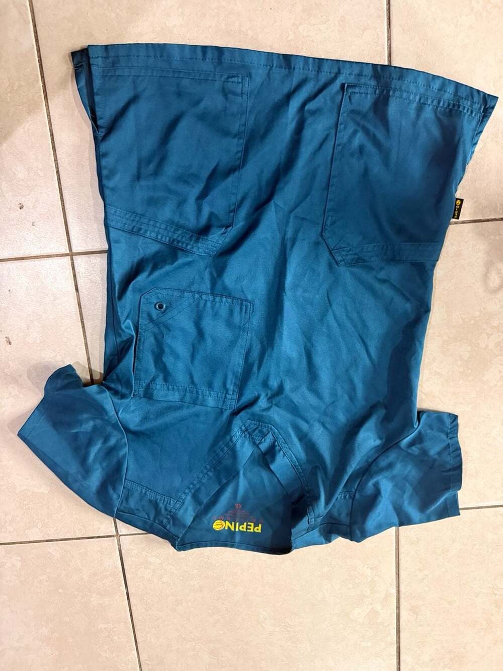 Pepino Uniforms Women's V-Neck Short Sleeve Scrub Top Caribbean Blue XS